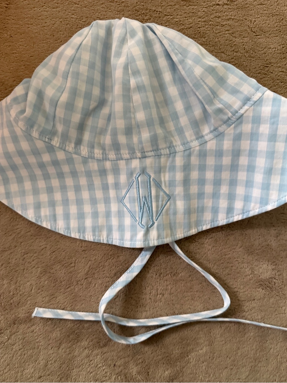 The Beaufort Bonnet Companu Monogrammed W Baby Sun Hat - Light Blue Gingham